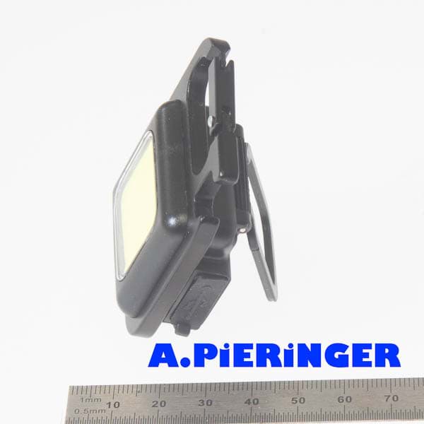 A.PiERiNGER. LED Rundumleuchte 12-24V flach 47 mm